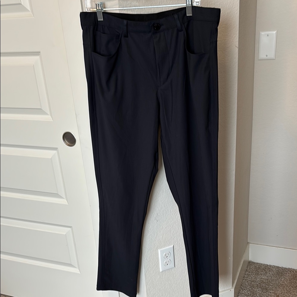 Quicksilver Men's Dark Navy Pants 34x32”